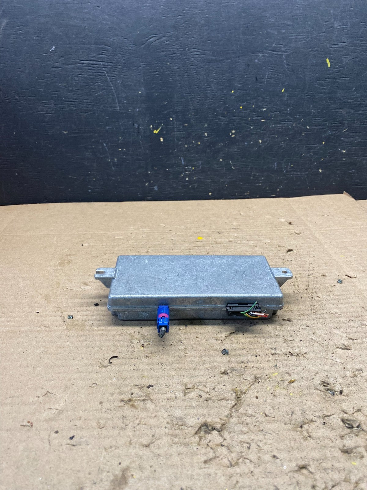 2007 to 2011 BMW Rear View Camera Control Module q2447 DG1