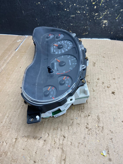 1999 to 2002 Ford Mustang Gauge Cluster Speedometer OEM ab5560 DG3
