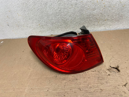 2007 to 2010 Hyundai Elantra Sedan Left Driver Side Tail Light AI1068 LK0