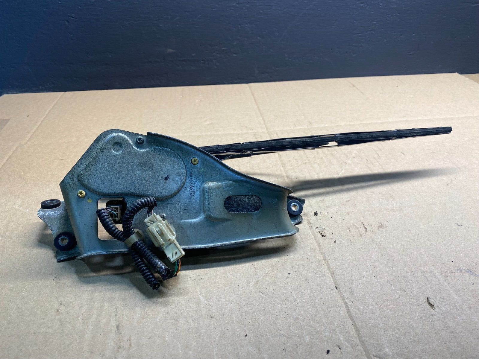 2013 to 2018 Acura RDX OEM Rear Trunk Tailgate Wiper Motor AB42075