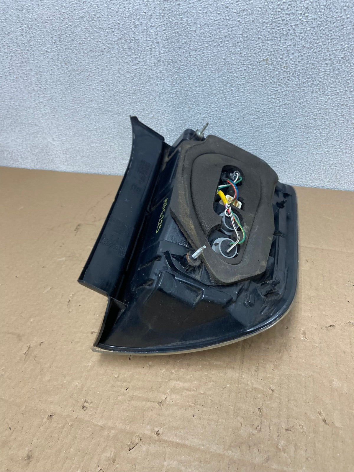 2006 to 2009 Toyota Prius Tail Light Right Passenger Side AB6225 LK5