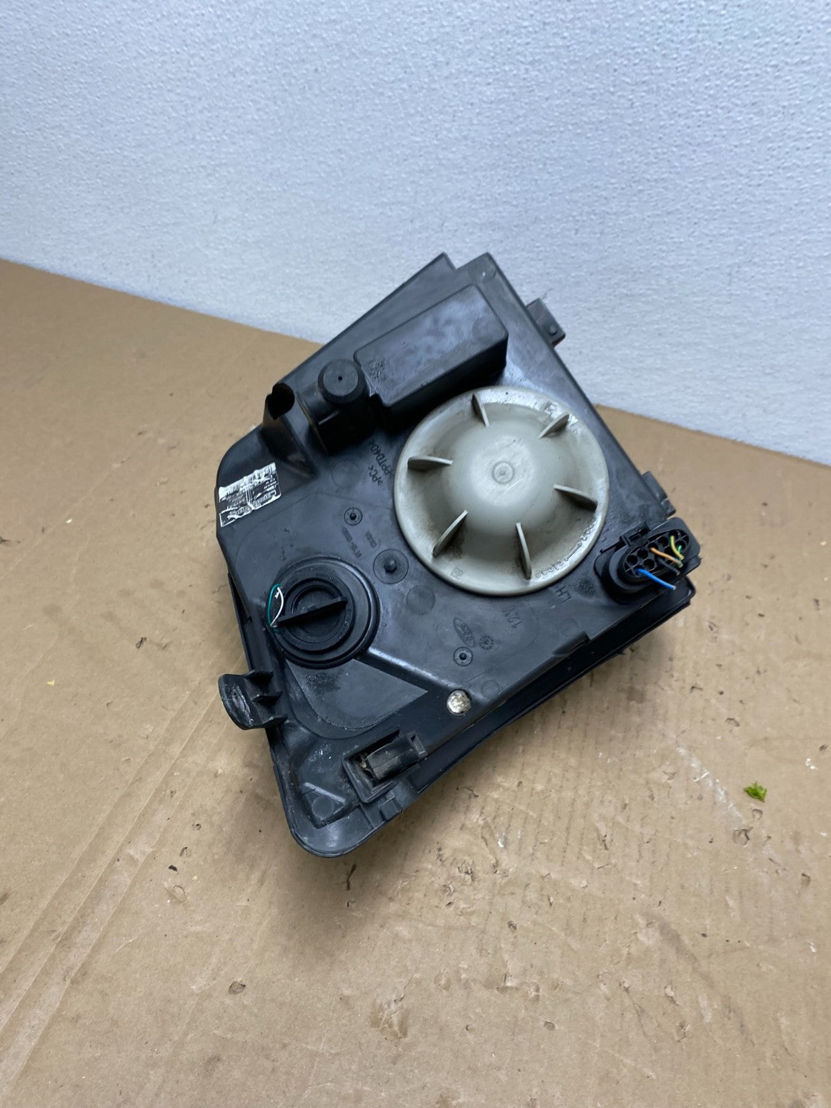 2010 to 2013 Ford Transit Connect Left Driver Side Headlight AB6983 DW8