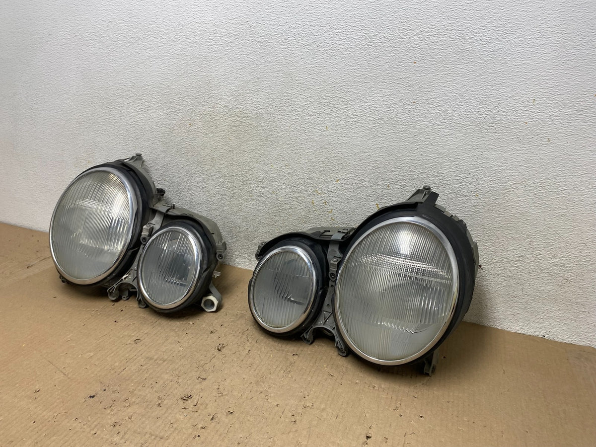 2000-2002 Mercedes E E320 E430 Left+Right Halogen Headlights AH5960 DW2