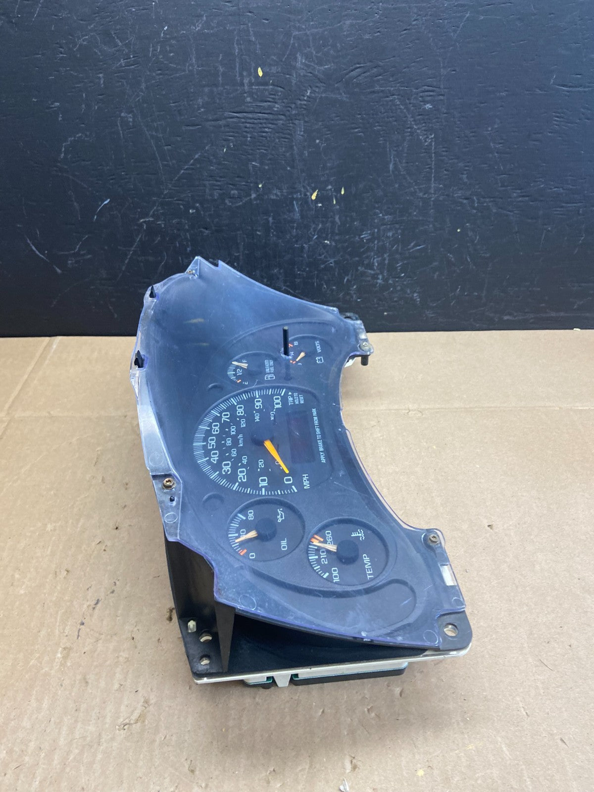 2000 to 2005 Chevrolet Astro Cluster Gauge Speedometer ECM AD1706 DG2