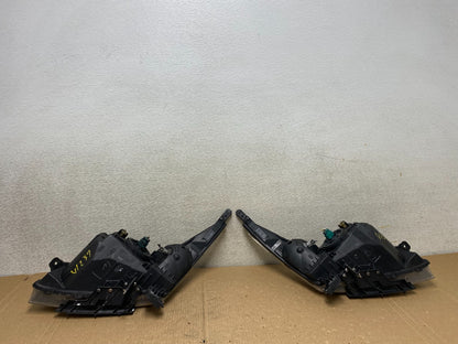 2011 to 2015 Chevrolet Cruze Halogen Left+Right Set Headlights V1239 DW11