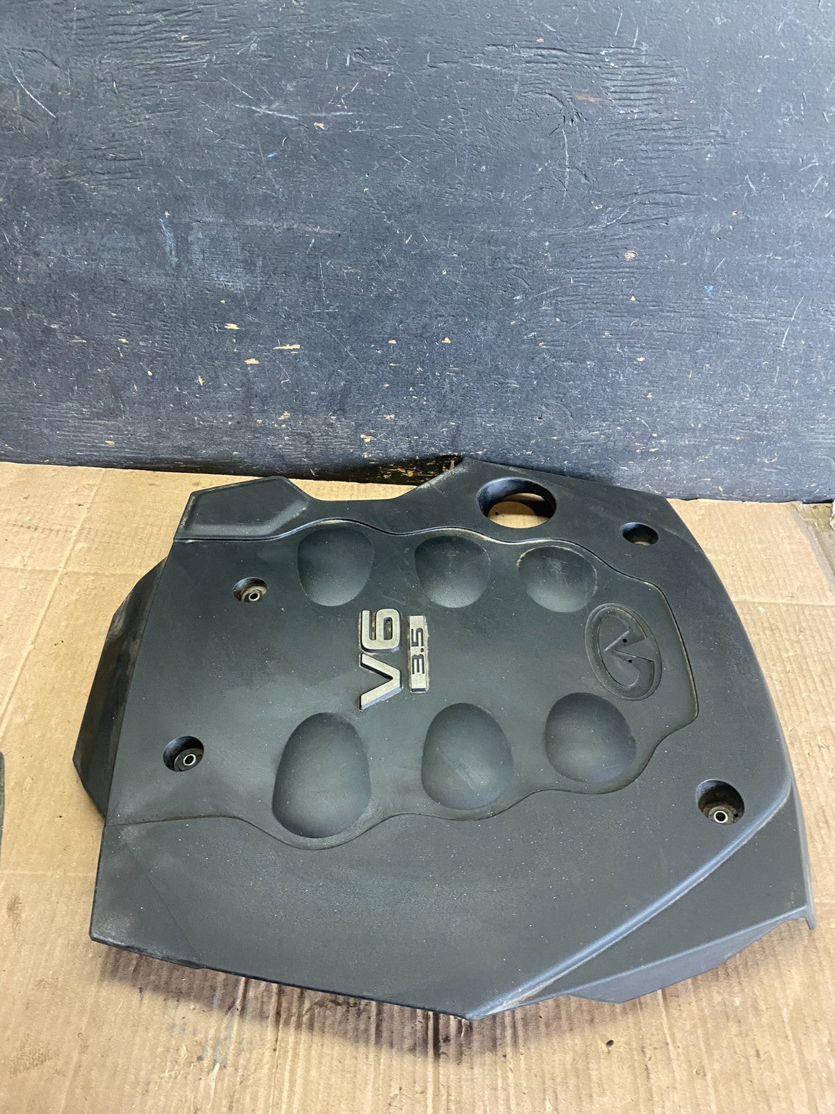 2003 to 2007 Infiniti FX35 M35 G35 V6 Engine Motor Cover Q0663 DG3