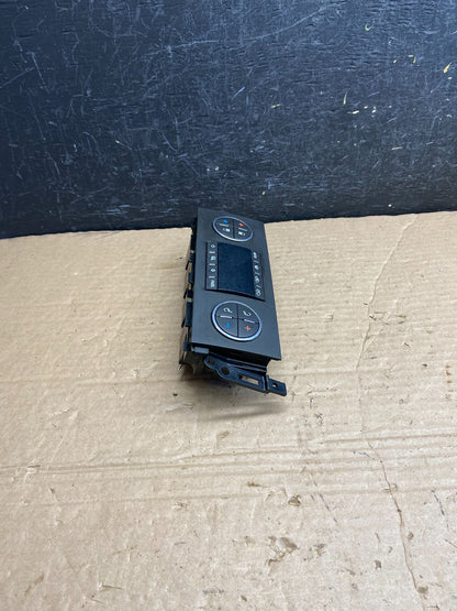 2010-2011 GMC Sierra Chevy Silverado A/C AC Climate Control A/C AF2066 DW2