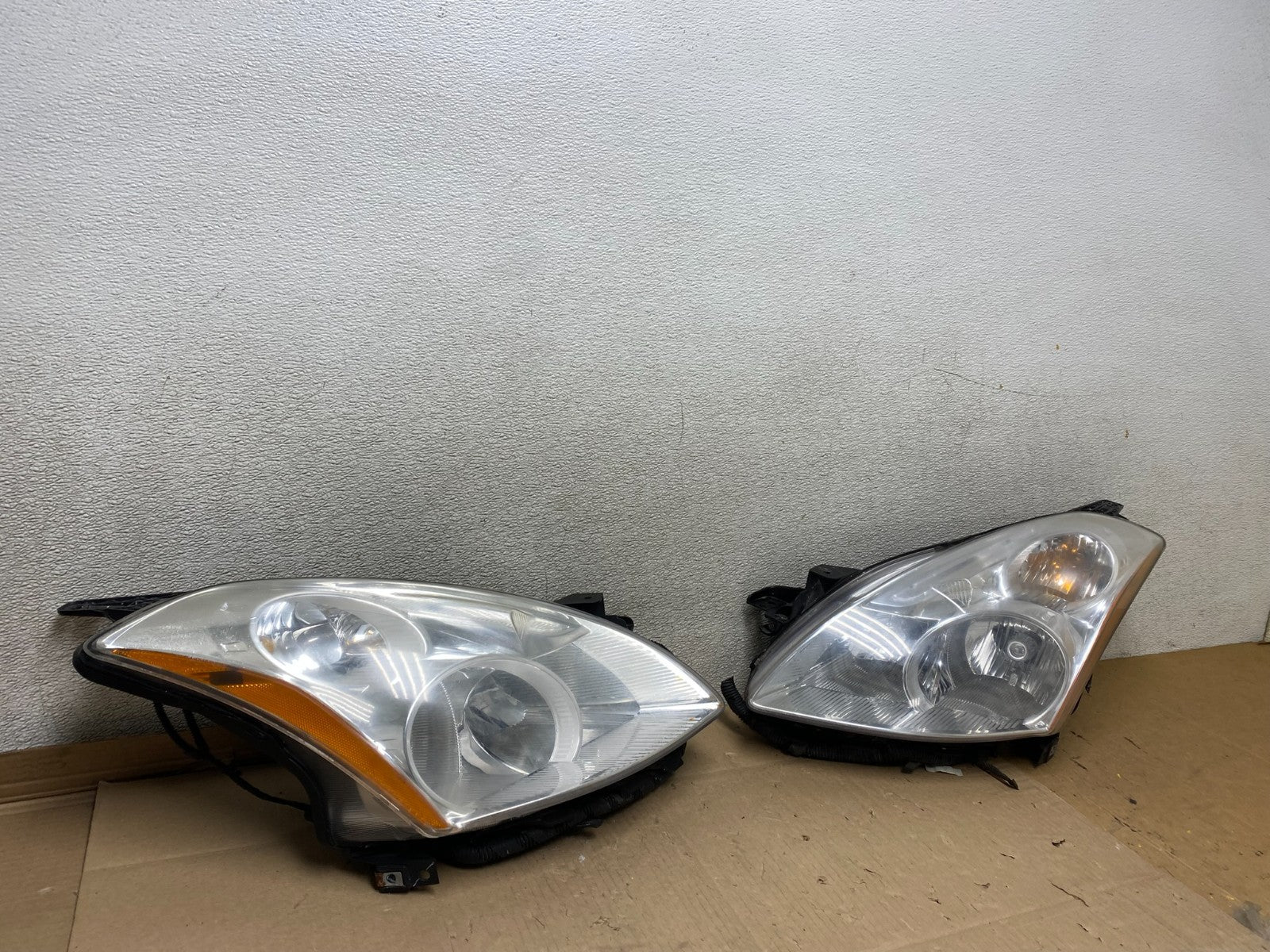 Sedan 2010 2011 2012 Nissan Altima Headlights Halogen Left+Right Side U6696 DW2