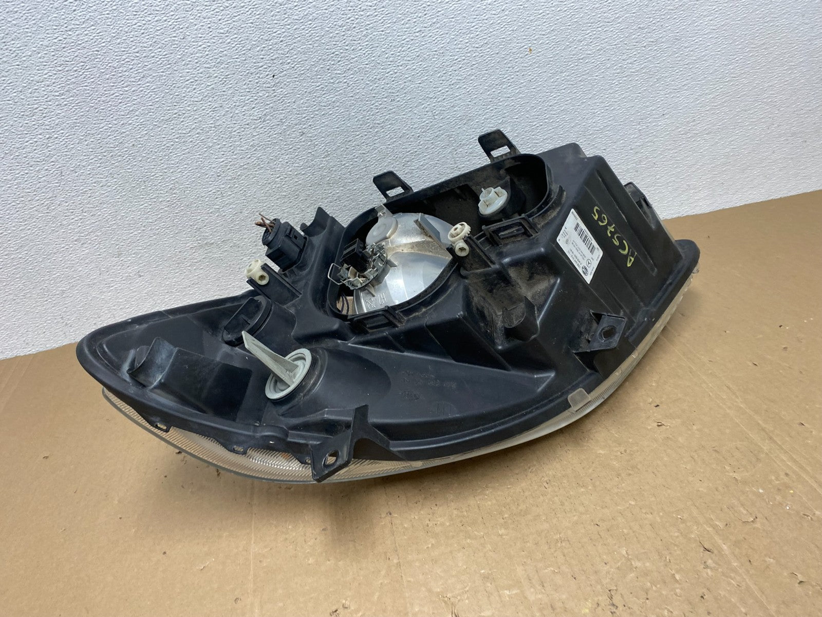 2007 to 2013 Mercedes Sprinter Headlight Right Passenger Halogen AC5765 DW5