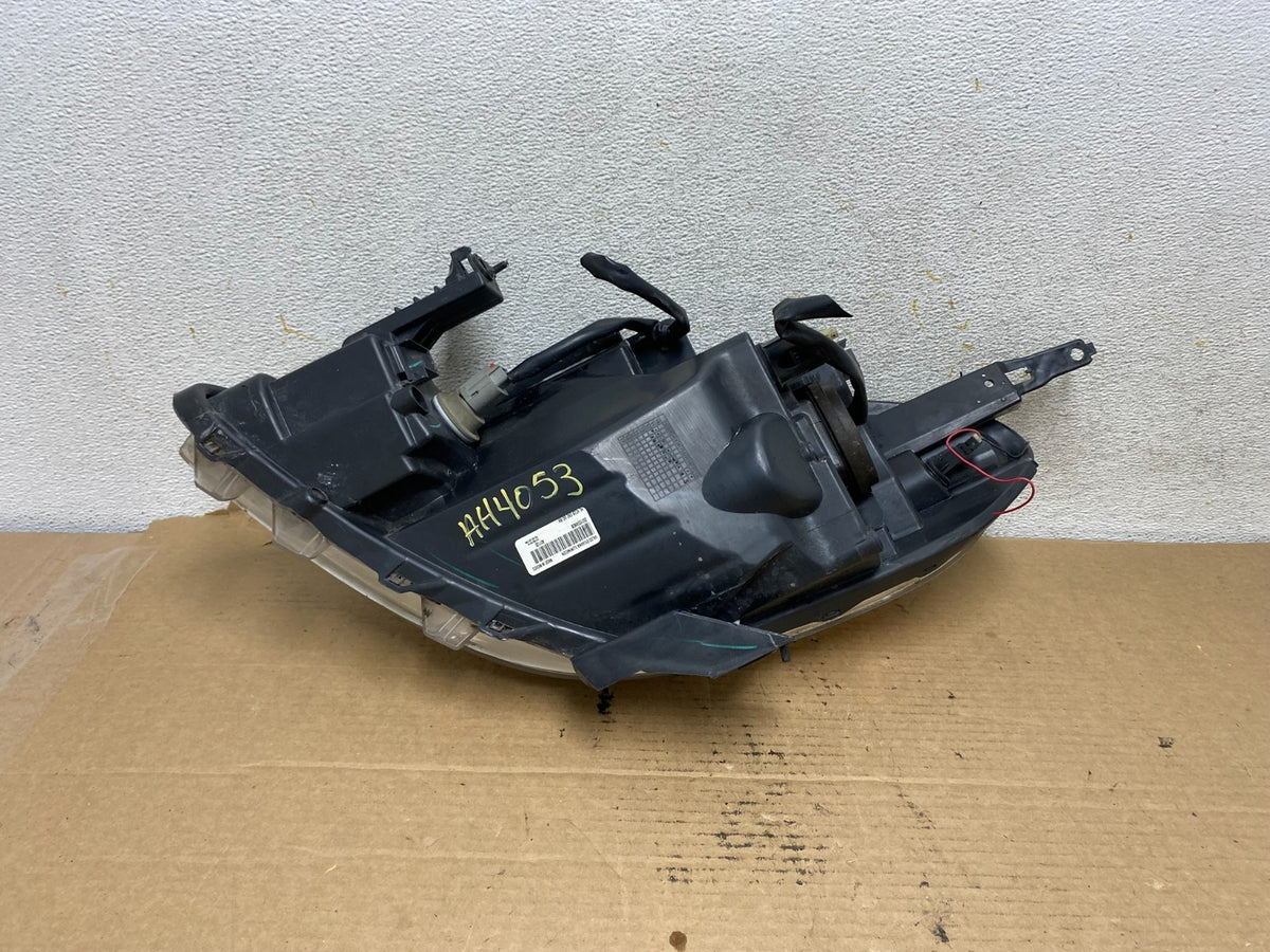 2012 2013 2014 Nissan Versa Note Sedan Headlight Right Passenger Rh AH4053 DW6