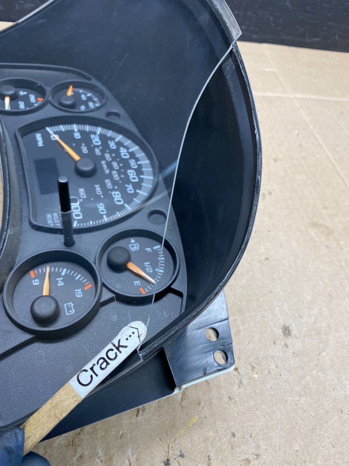 2004 to 2007 Chevrolet Express Speedometer Cluster Gauge AC6683 DG3