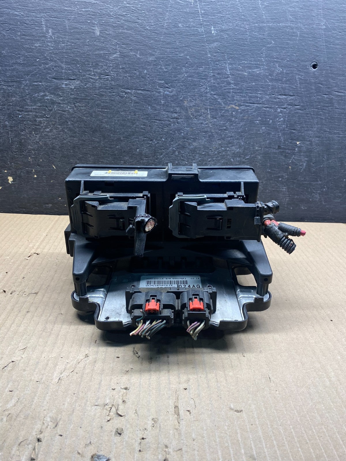 2006 Jeep Grand Cherokee Integrated Power Fuse Box 04692087ab AJ0385 DW1