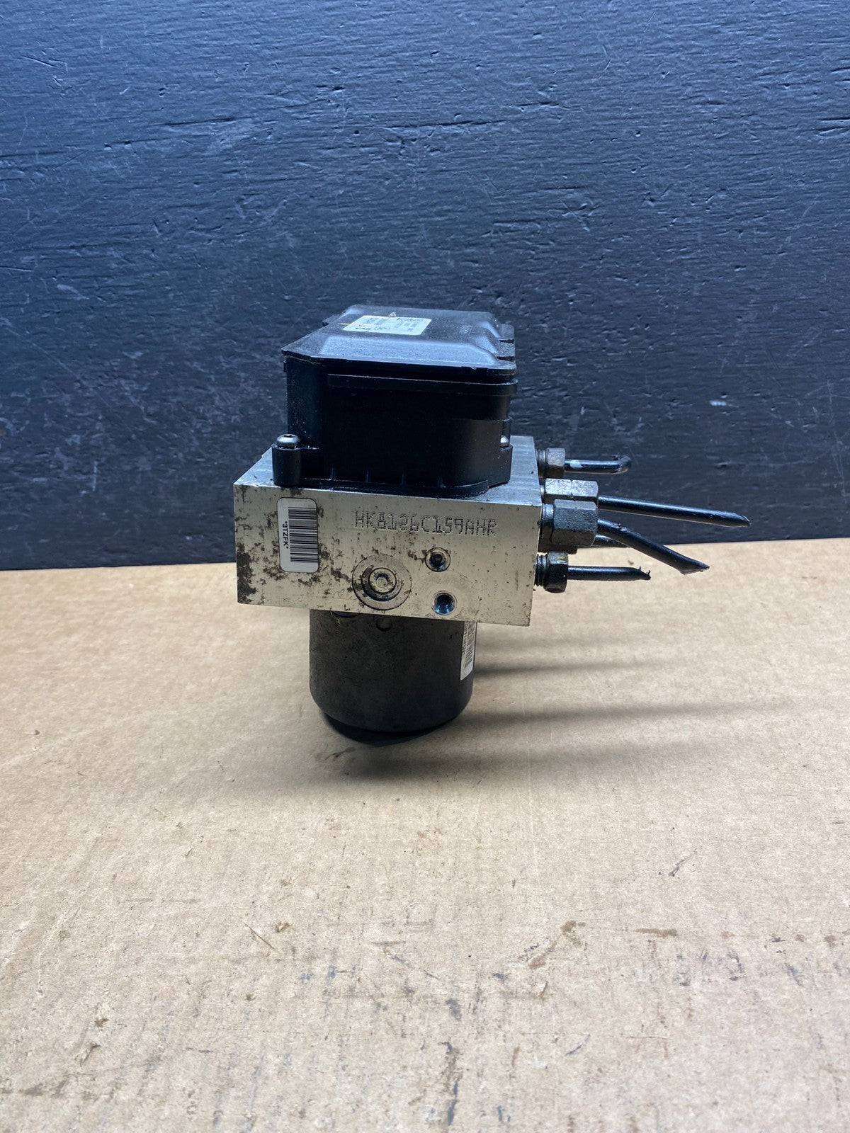 2008 - 2010 Ford E250 E350 Van ABS Anti Lock Brake Pump Module AC7006 DG2