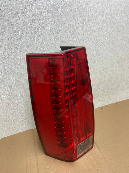 2007 to 2014 Cadillac Escalade Left Driver LH Side Tail Light AE8914 LK2