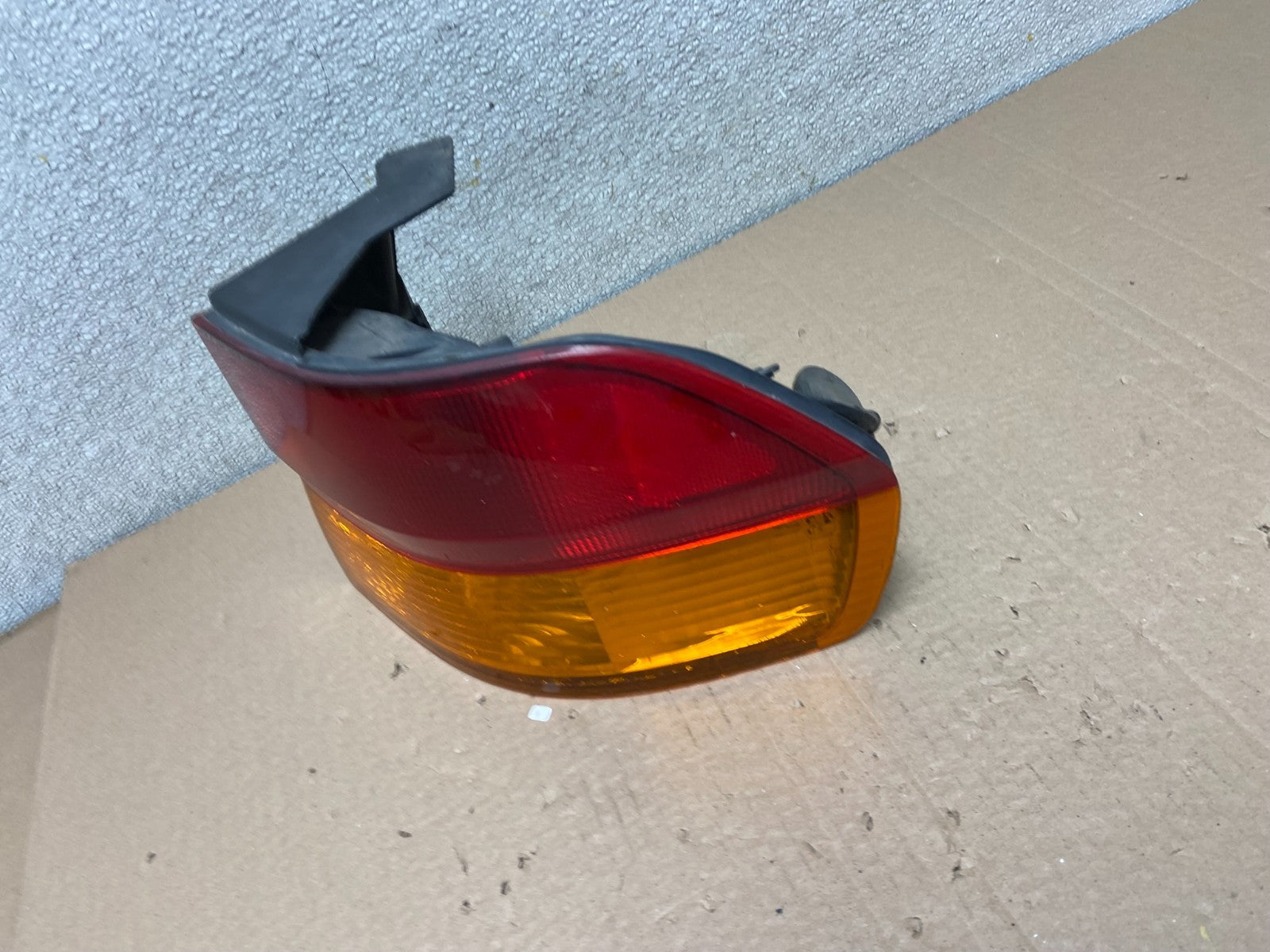 2002 2003 2004 Honda Odyssey Right Passenger Side Tail Light Oem AB2397 LK1
