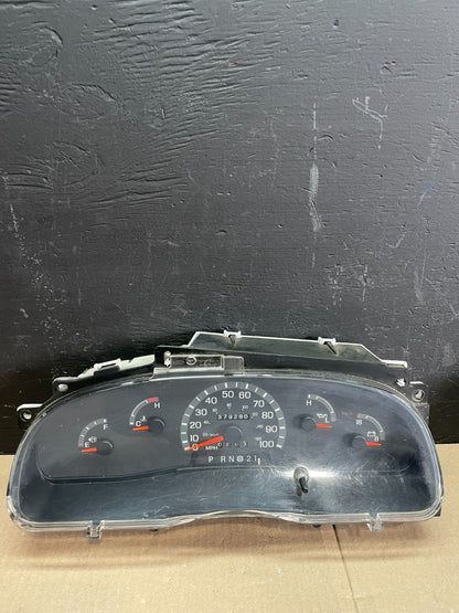 1999 to 2000 Ford E150 E250 E350 VAN Gauge Speedometer Cluster AB78320