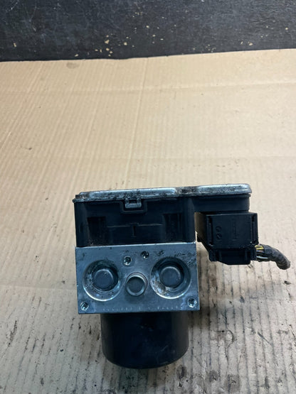 2011 to 2013  BMW X3 ABS Anti-Lock Brake Pump 3451 6851086-01 OEM X8602 DG1