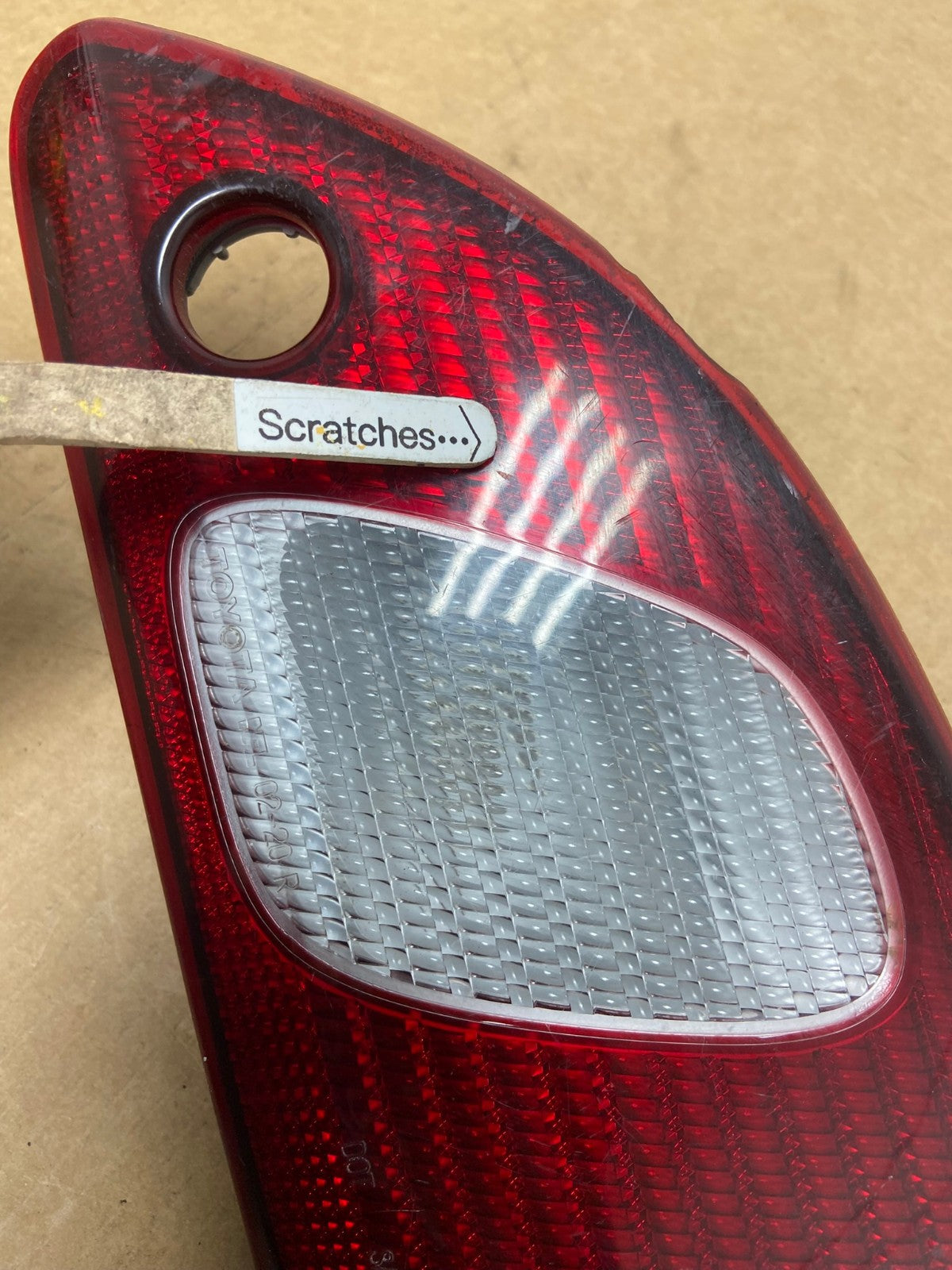 1998-2000  Toyota Corolla Right Passenger RH Side Inner Tail light OEM AC1727 LK3
