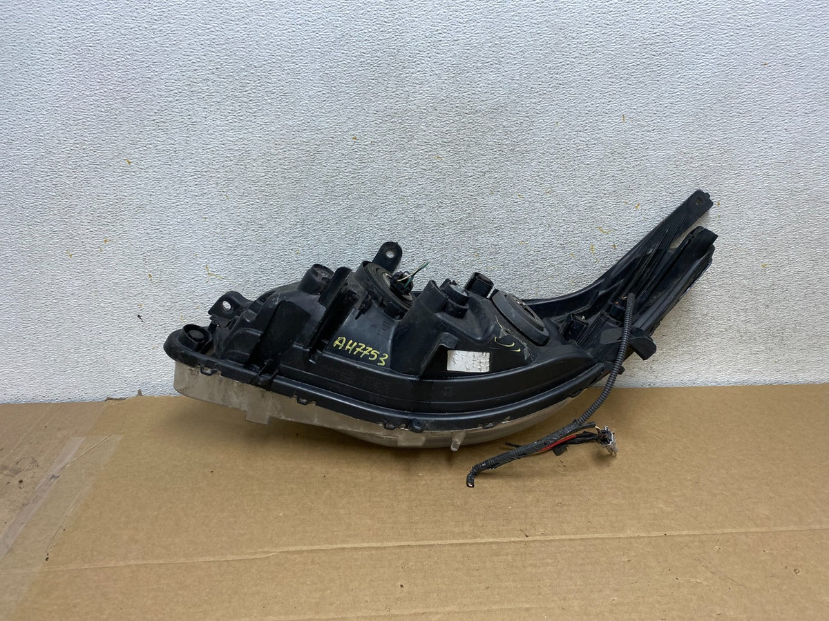2013-2015 Toyota Avalon Halogen Headlight Right Passenger RH AH7753 DW7