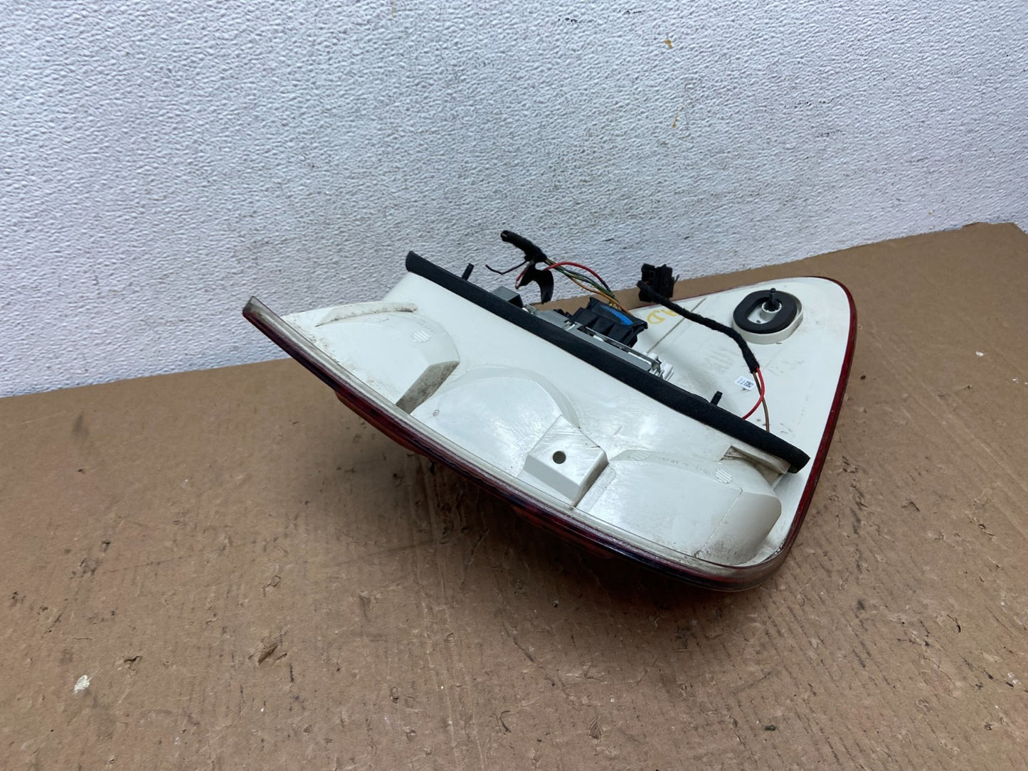 2006 - 2008 Mercedes ML 350 Ml-Class Right Passenger Tail Light AD8245 DW3