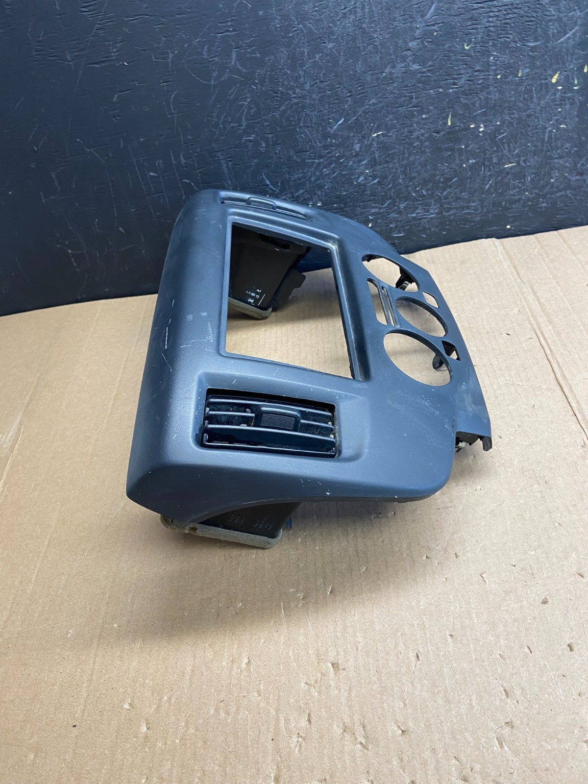 2013-2021 Nissan NV200 Center Console Radio Climate Control Air Vent ae4412 DG1