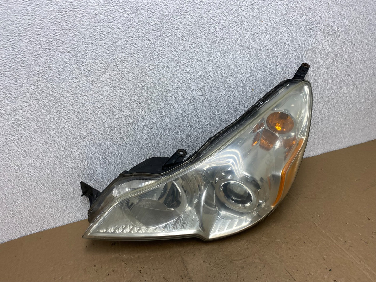 2010 2011 2012 Subaru Legacy Outback Left Driver Halogen Headlight AC6017 DW2