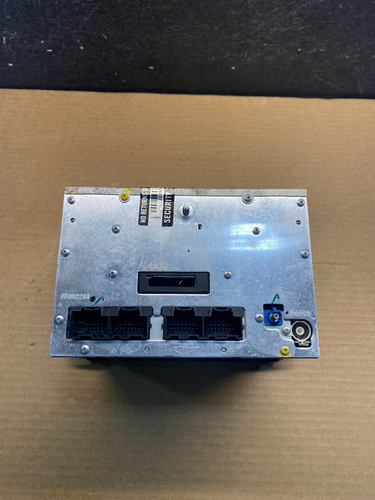 2007 to 2014 Chevrolet GMC Cadillac Radio Navigation Screen Display af7742 DG5