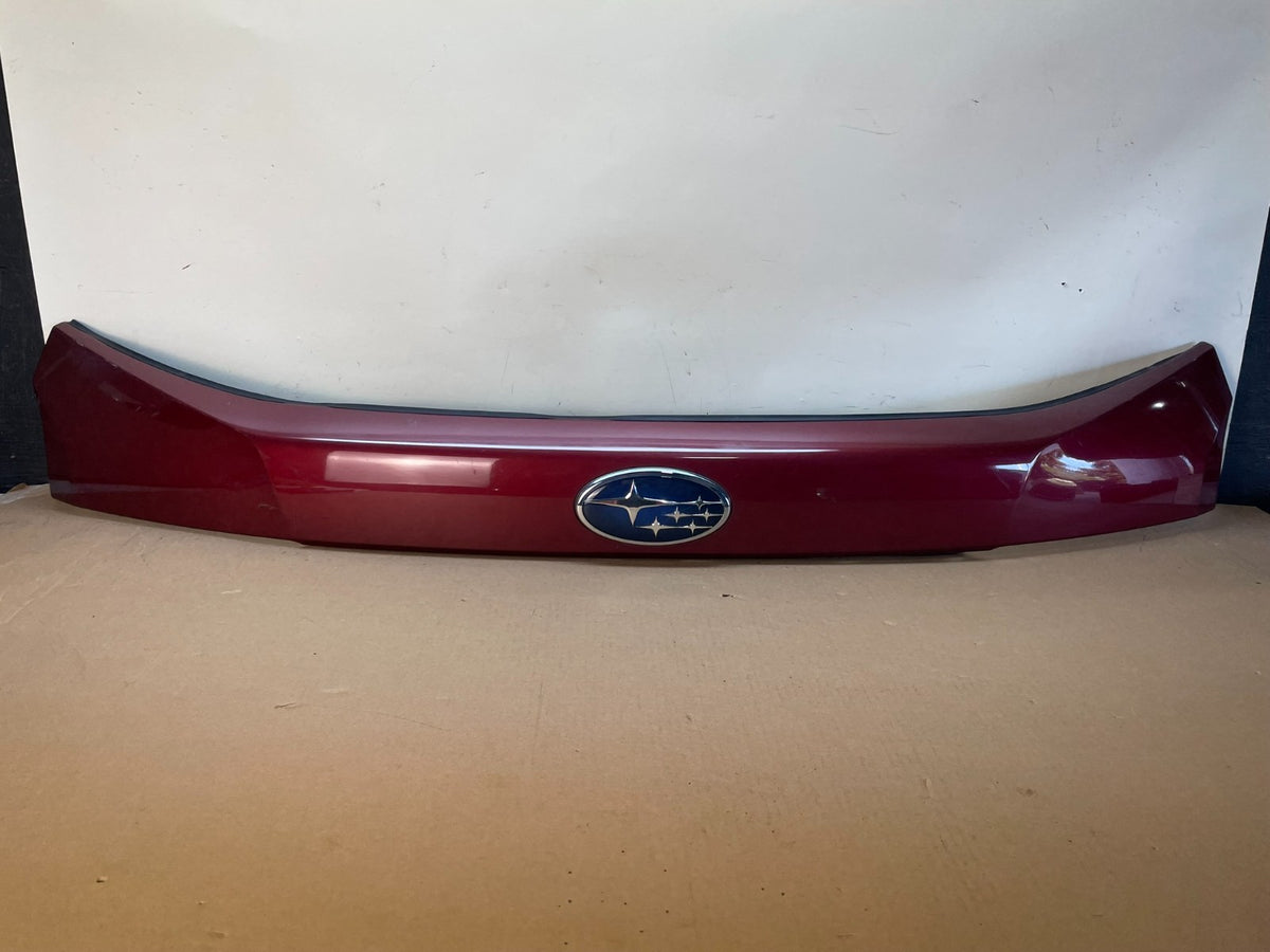 2014 - 2018 Subaru Forester Liftgate Tailgate Trunk Trim Molding AI3915 DG0