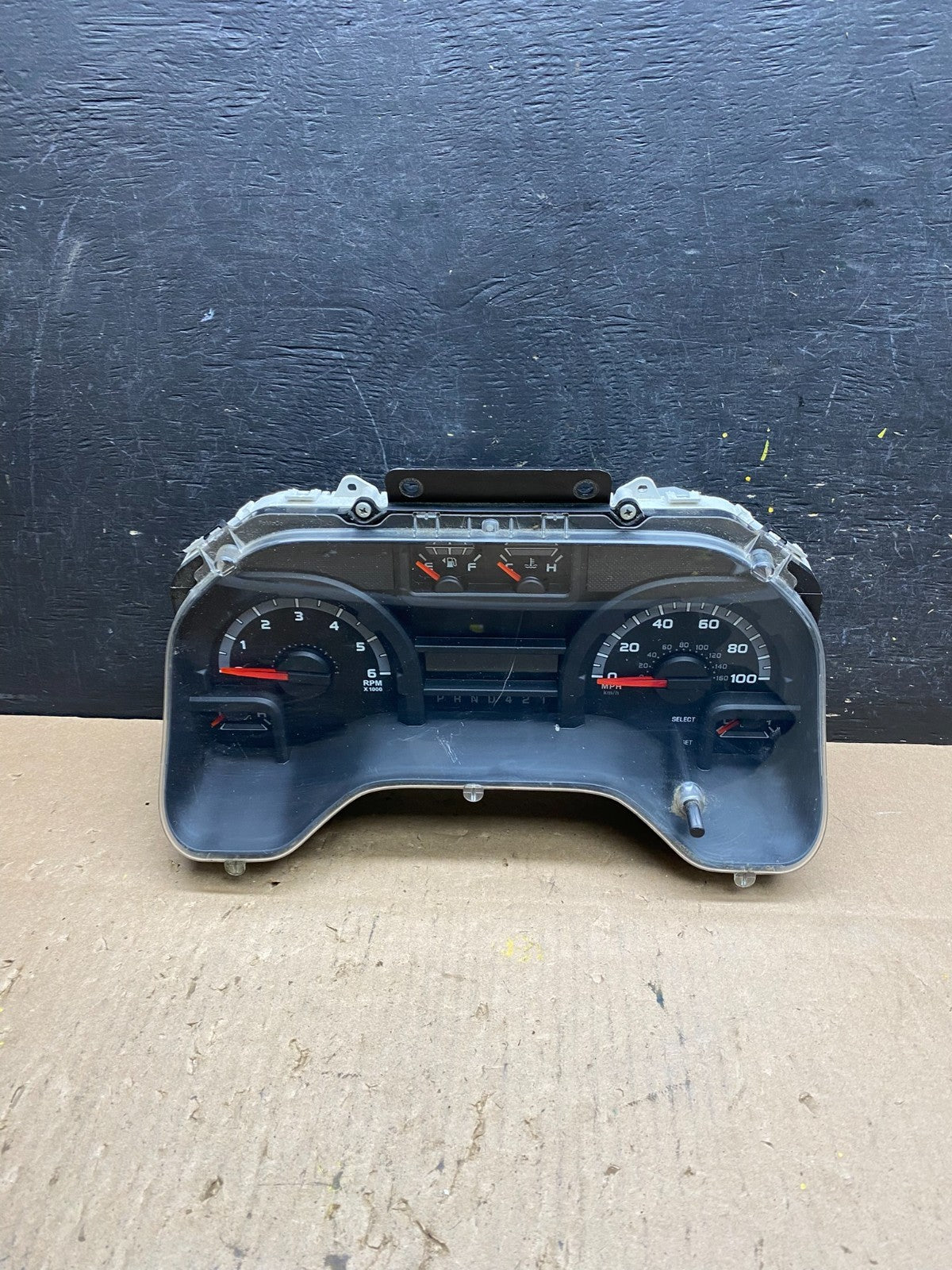 2016 2017 Ford E350 Gauge Speedometer Cluster OEM T5818 DG0