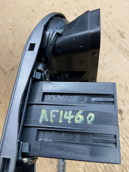 2009 2010 2011 Volkswagen Tiguan Center Dash Radio Bezel Trim AF1460 DG5