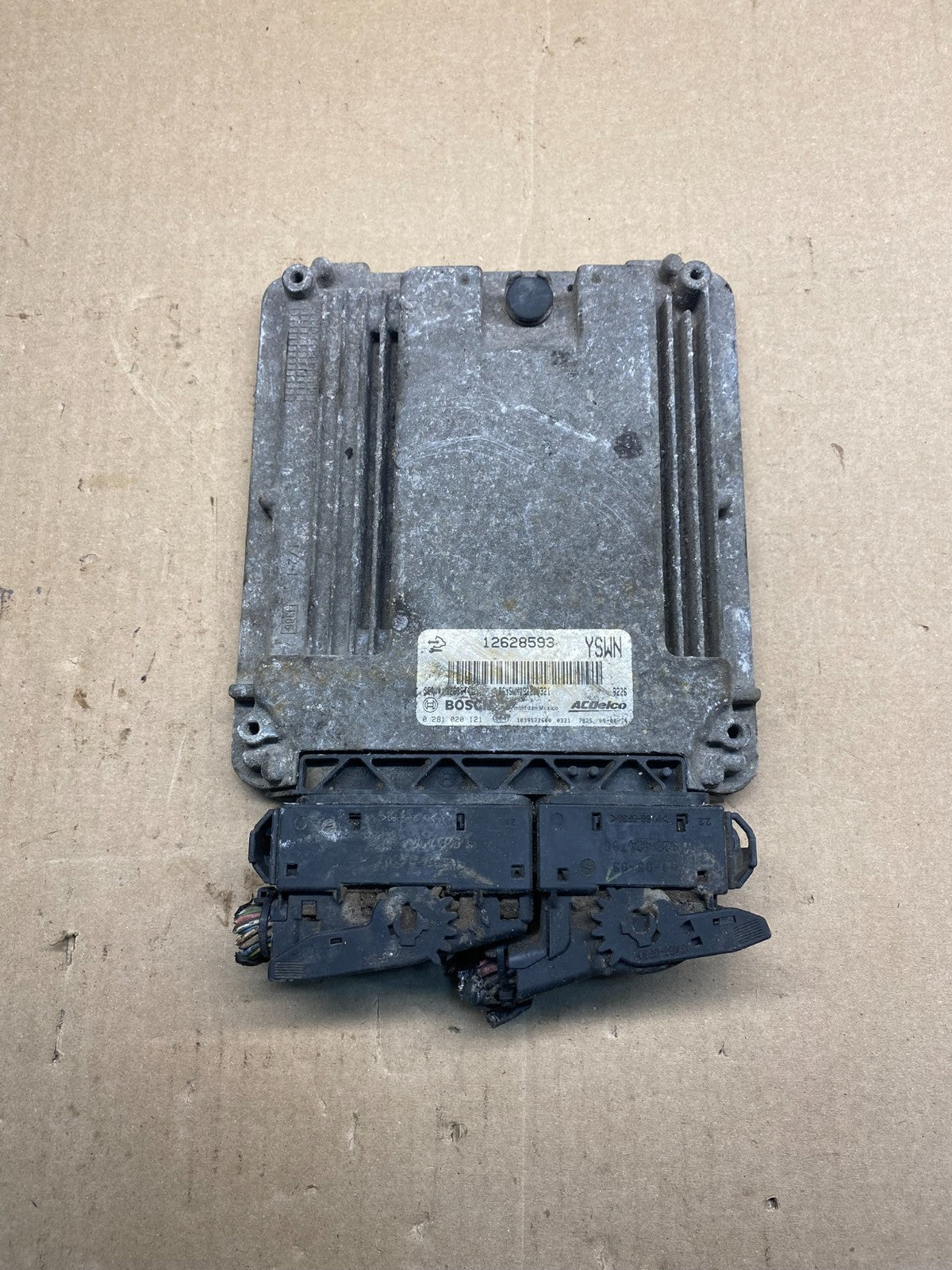 2007 to 2013 Chevrolet Silverado Yukon Engine Control Module ECM ECU AG5975 DG0