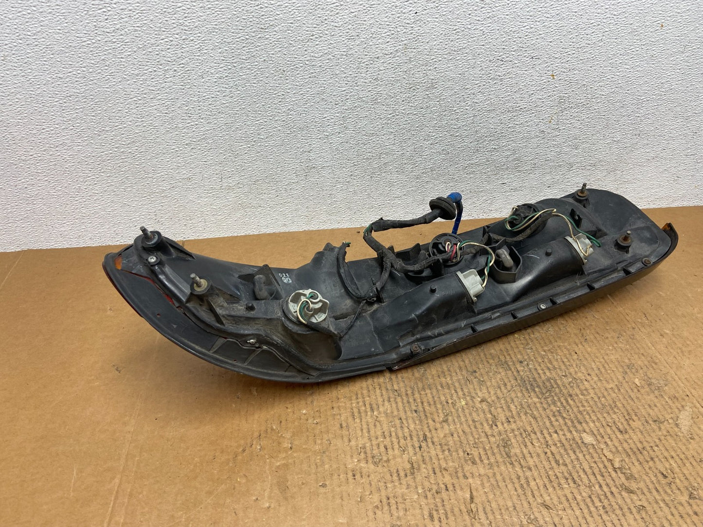 1992 - 1994 Lexus SC300 Left Driver LH Side Tail Light AE1480 DG6