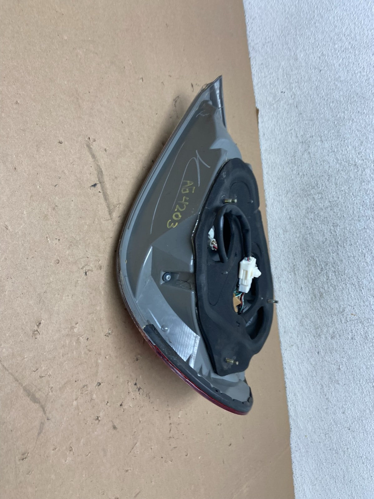 2005 to 2006 Toyota Camry Tail Light Left Driver Lh Side AG4203 LK5