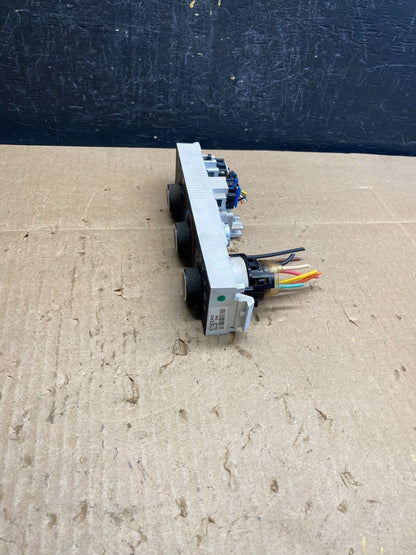 2008-2010 Chevrolet Express 1500 2500 3500 Climate Control Panel AC6706 DG2