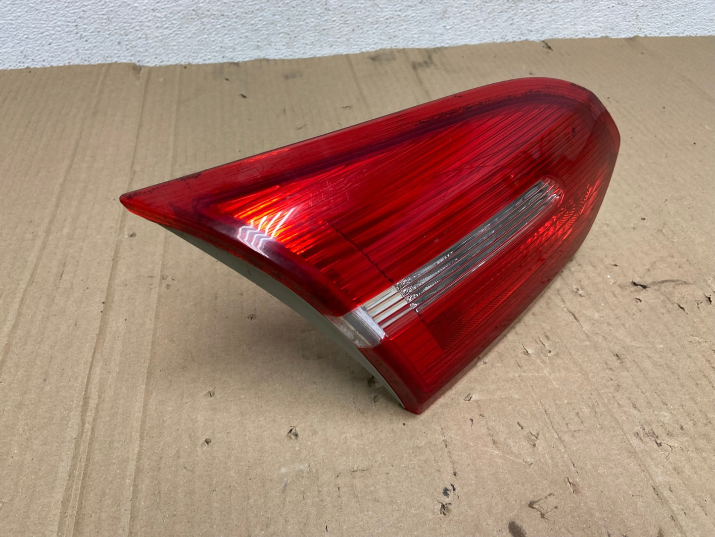 2015 - 2018 Ford Focus Sedan Left Driver LH Inner Tail Light AE8951 LK2