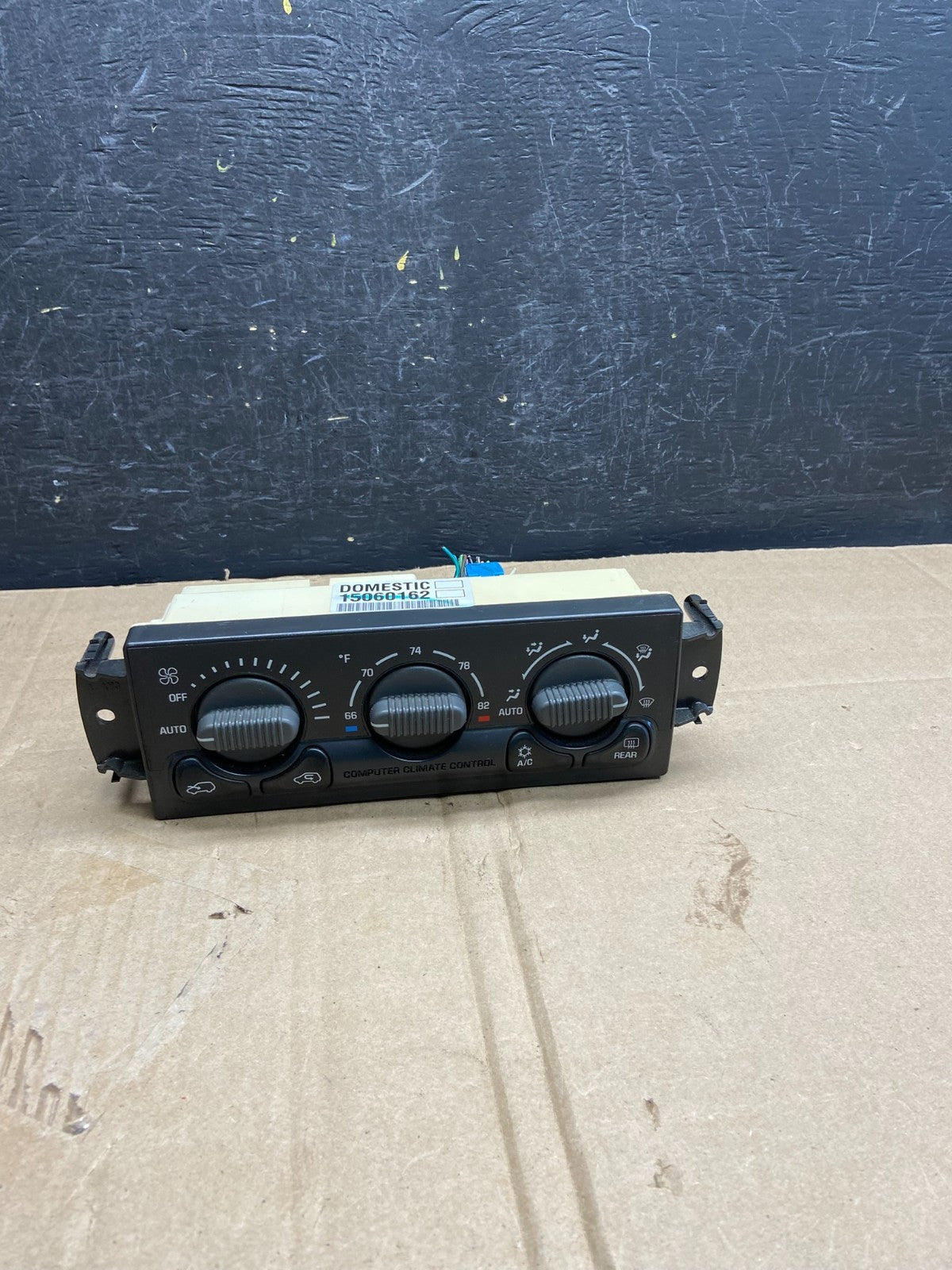 1999 to 2002 Chevrolet Silverado HVAC Heater Climate Control Module AD7107 DG0