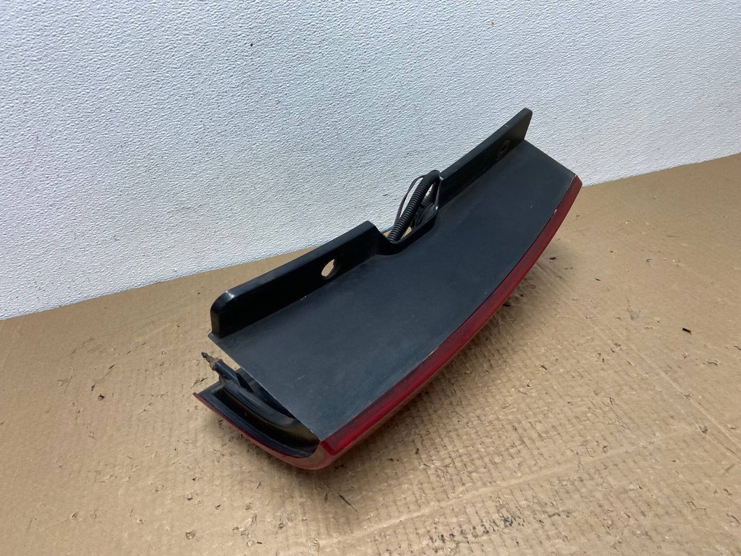 2008-2014 Chevrolet Tahoe Suburban Driver Lh Left Side Tail Light AC4111 LK6