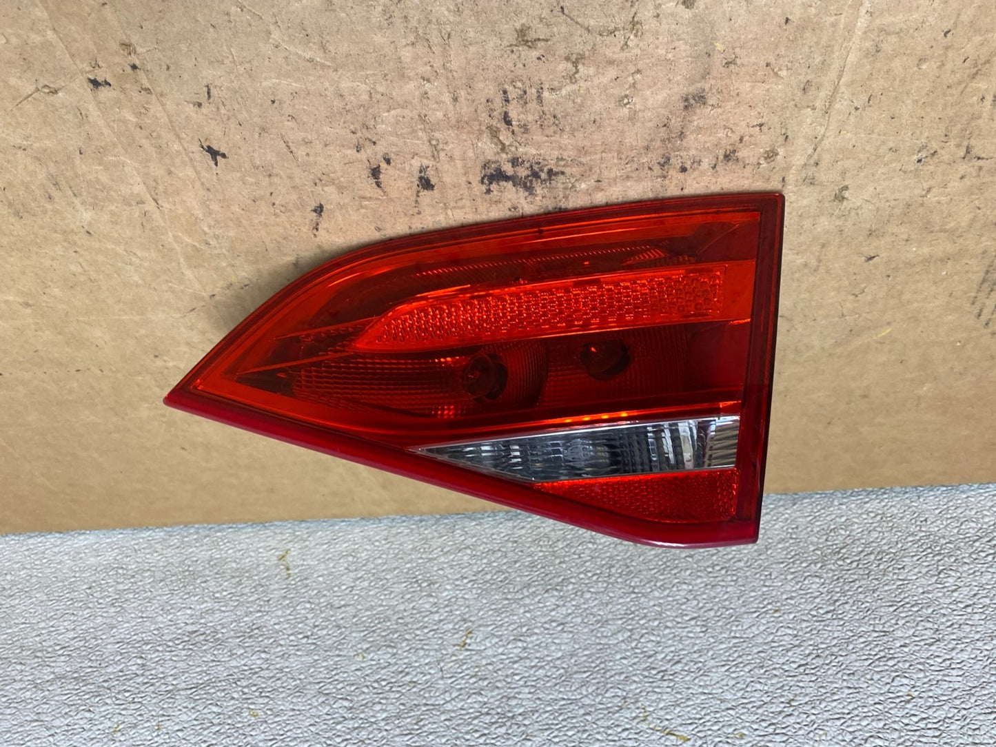 2009 to 2012 Audi A4 Sedan Right Passenger Rh Inner Tail Light T3253 DW0