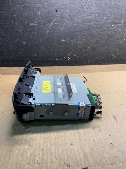 2005 to 2010 Honda Odyssey Am Fm Cd Player Radio Receiver y7445 DG1