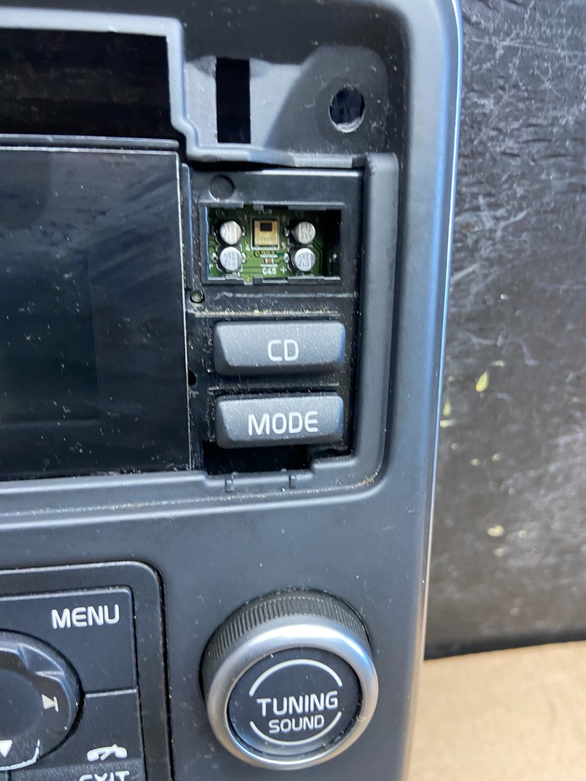 2008-2011 Volvo S80 XC70 Climate Control Radio Bezel Panel Trim AF1612 DG1