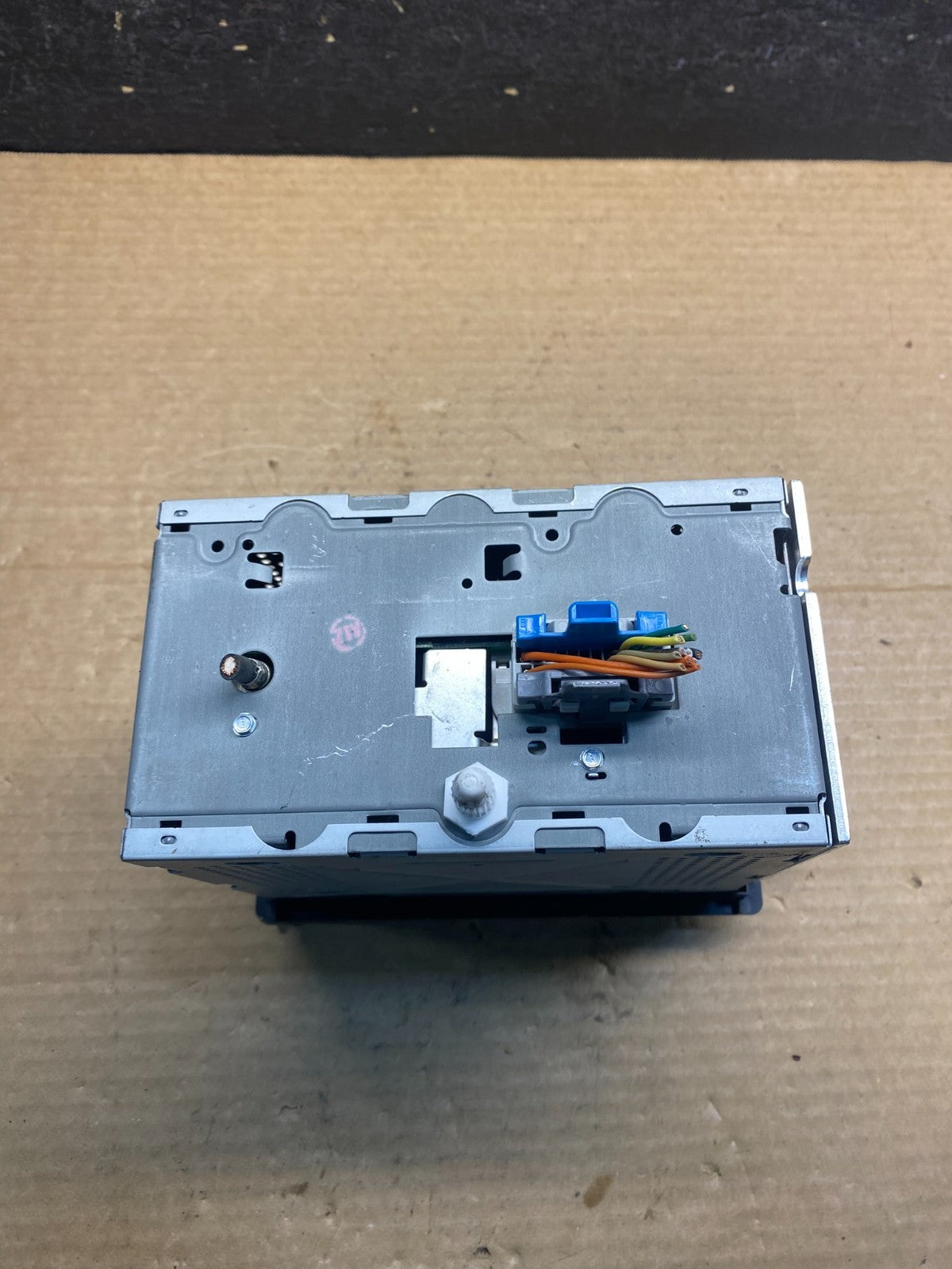 2003-2007 Chevrolet Express GMC Savana Radio AM FM mp3 Aux Input af7833 DG5