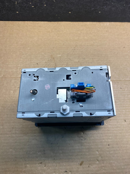 2003-2007 Chevrolet Express GMC Savana Radio AM FM mp3 Aux Input af7833 DG5