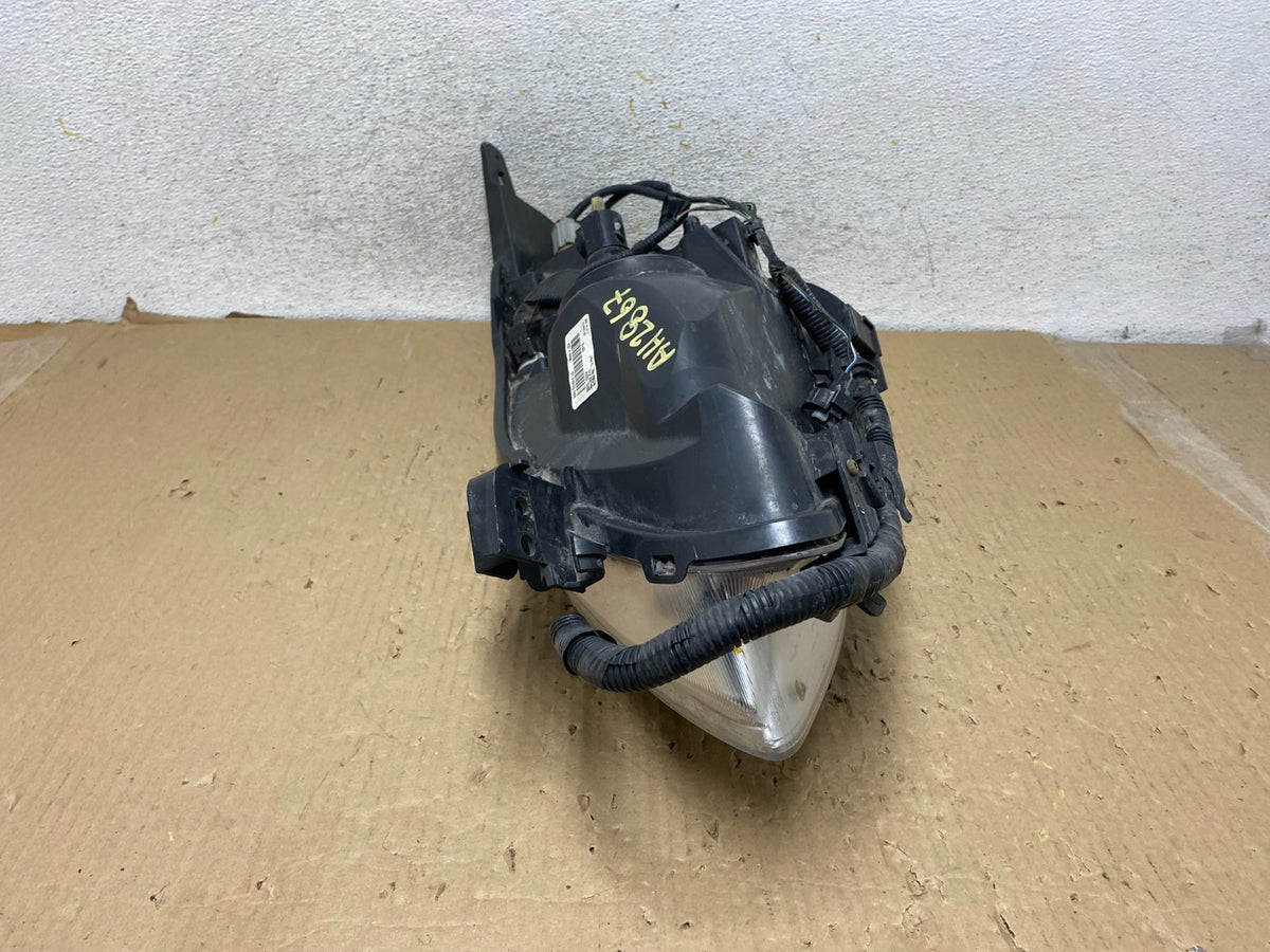 Sedan 2010 2011 2012 Nissan Altima Headlight Right Passenger Rh AH2867 DW8