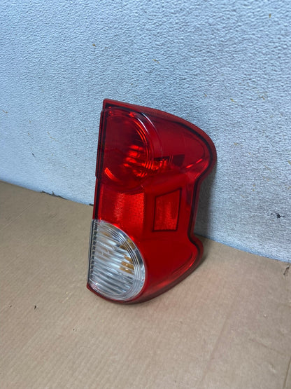 2013 to 2017 Nissan NV200 Right Passenger RH Side Tail Light AI6884 LK1