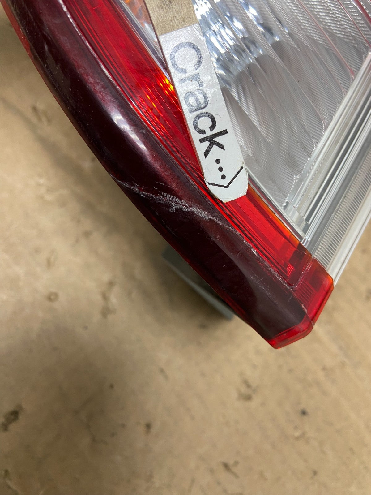 2011 to 2017 Nissan Quest Left Driver LH Side Tail Lights Oem AB4710 LK5