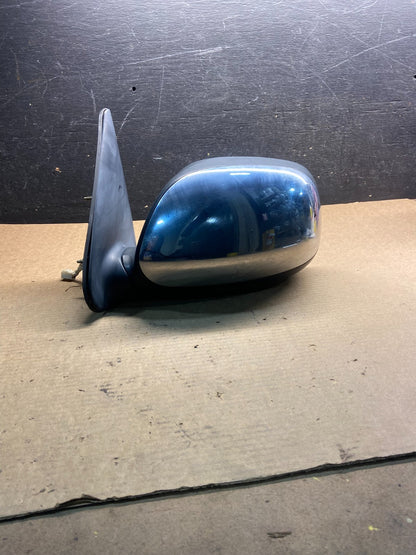2001 to 2006 Toyota Sequoia Left Driver View Door Mirror OEM Z9209 MS0