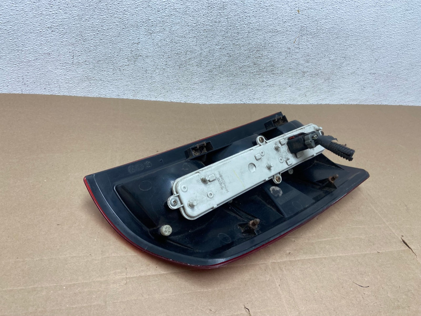 2002 to 2006 Dodge Ram 1500 Right passenger Rh side Tail Light AE4900 LK4