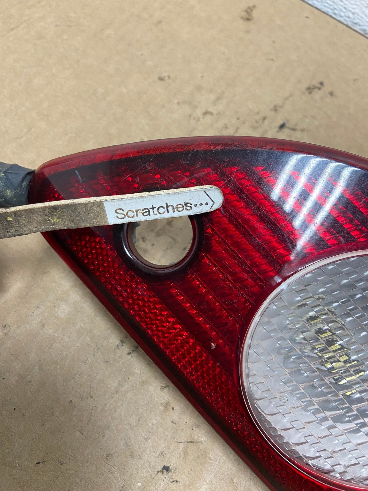2001 2002 Toyota Corolla Right Passenger RH Side Inner Tail light AG2237 LK3