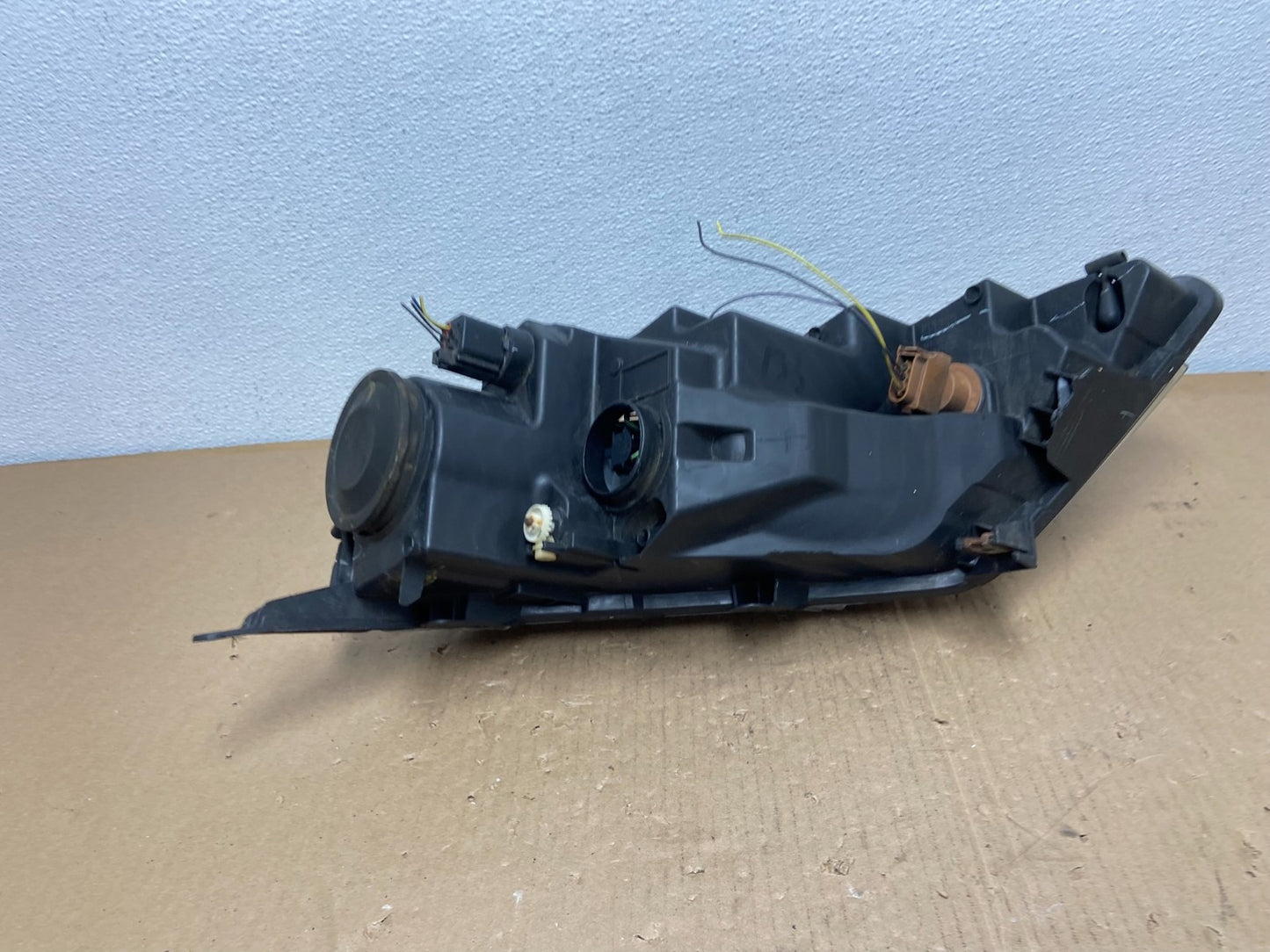 2010 2011 2012 Ford Fusion Right Passenger RH Headlight Halogen OEM AB6551 DW7