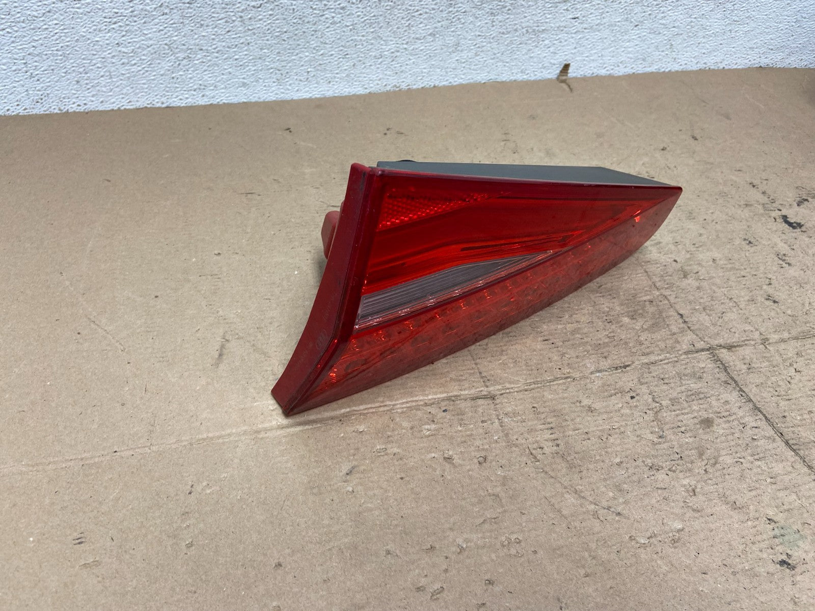 2013-2016 Audi A4 S4 Sedan Right Passenger Rh LED Inner Tail Light AF5747 DW2